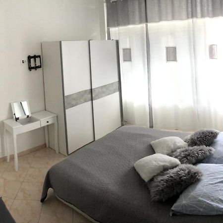 מאקרסקה Apartments Ljube מראה חיצוני תמונה